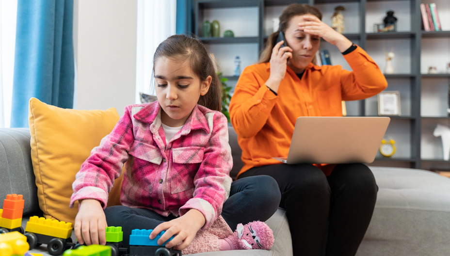 Scammon Scool Back-to-School Scams: Get Educated on How Fraudsters Fool Families ...