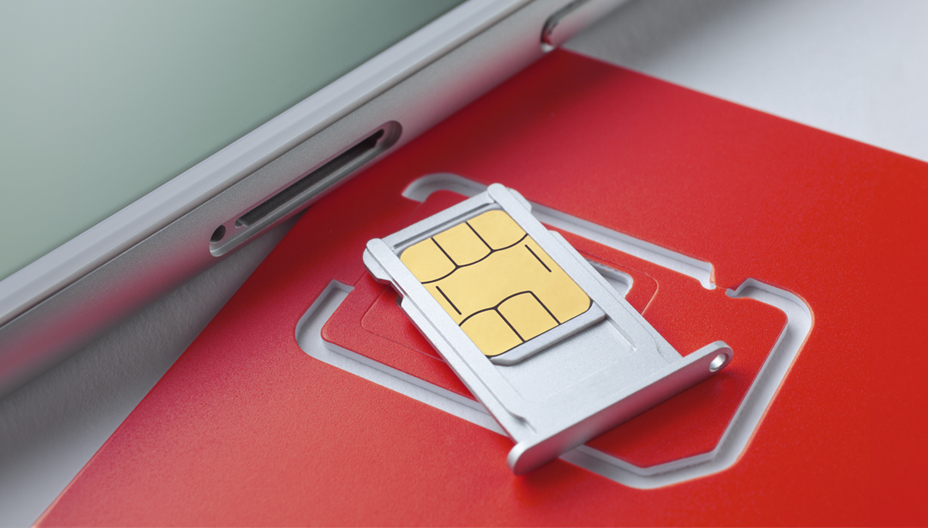 How Scammers Can Use SIM Swapping to Steal Your Phone While It's Still ...